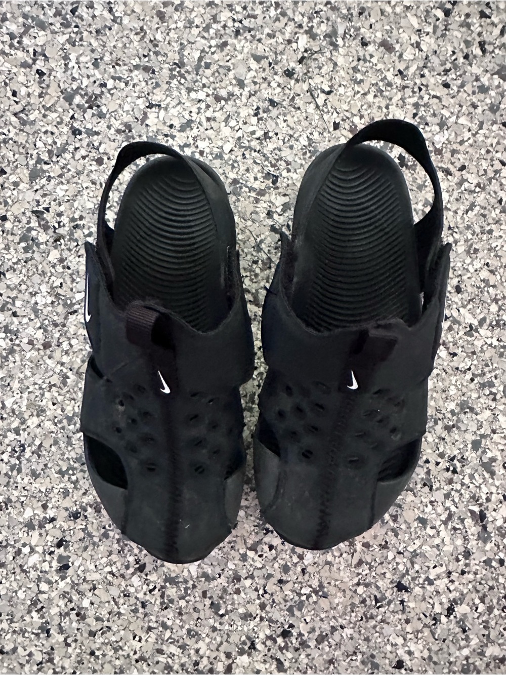 Nike kids Sunray Sport Sandals with Backstrap